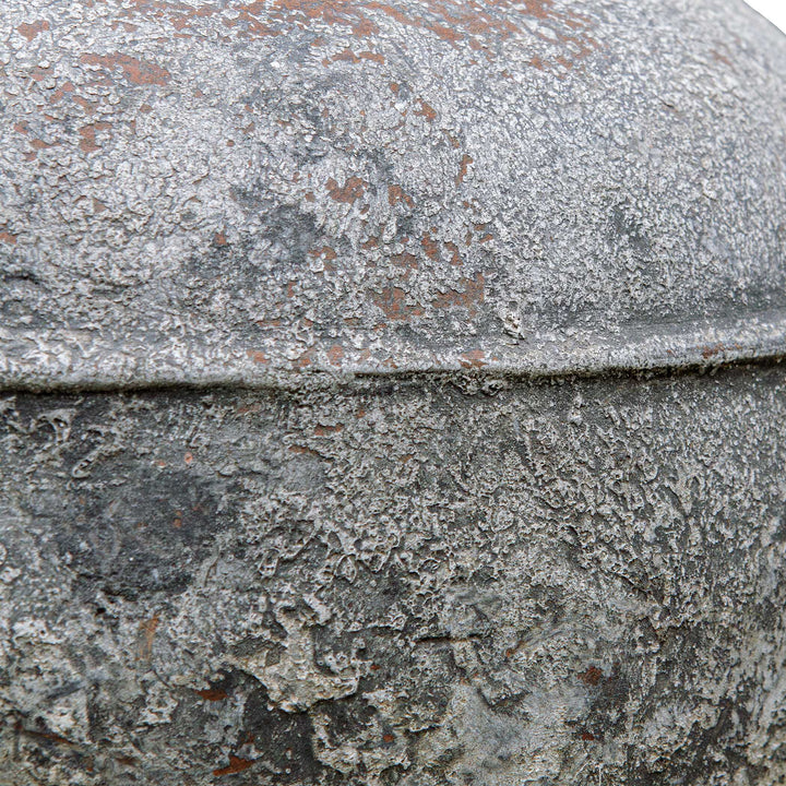 ECHOES OF TIME CONCRETE OUTDOOR PLANTER