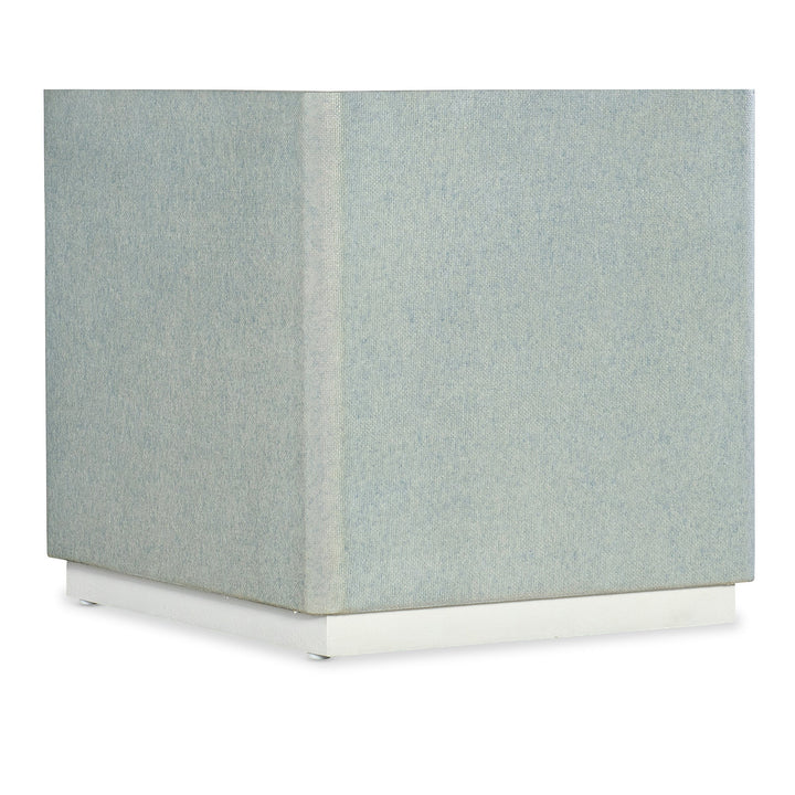ATLANTIS ROUNDED CORNER END TABLE