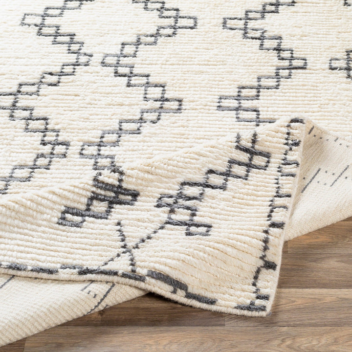 BENI HAND - WOVEN WOOL RUG: CREAM, GREY