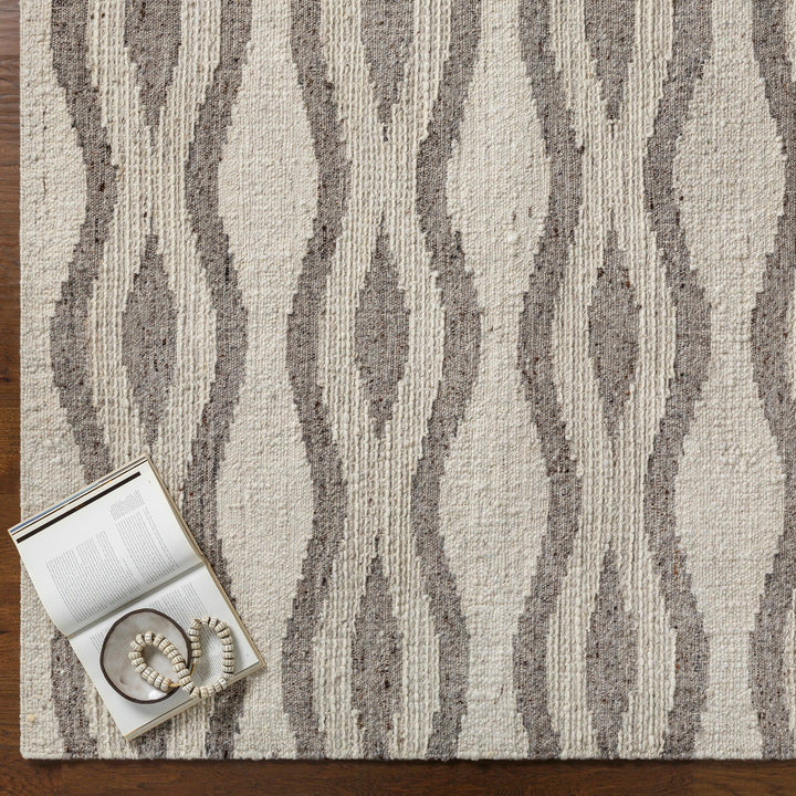 BENJY HAND - WOVEN WOOL RUG: CREAM, CHARCOAL