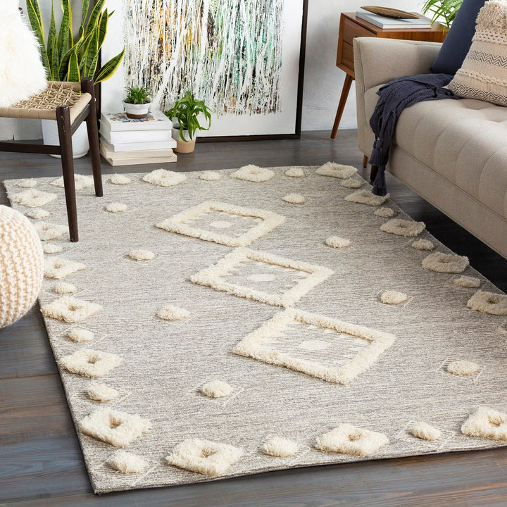 CHEROKEE BORDERED WOOL RUG: STONE + CREAM