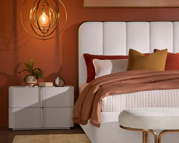 JAMILLE BED - ECLIPSE WHITE - ROOM VIEW