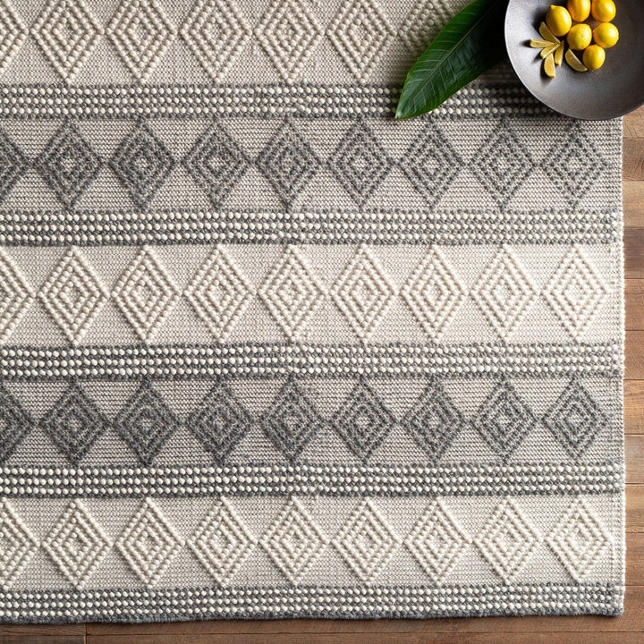 LINA TEXTURED WOOL FLAT RUG