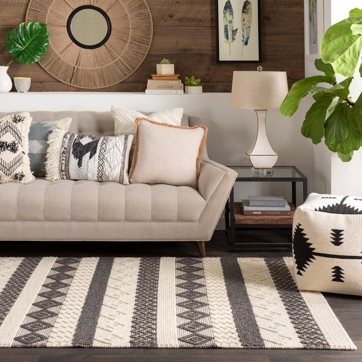 LINA TEXTURED WOOL FLAT RUG