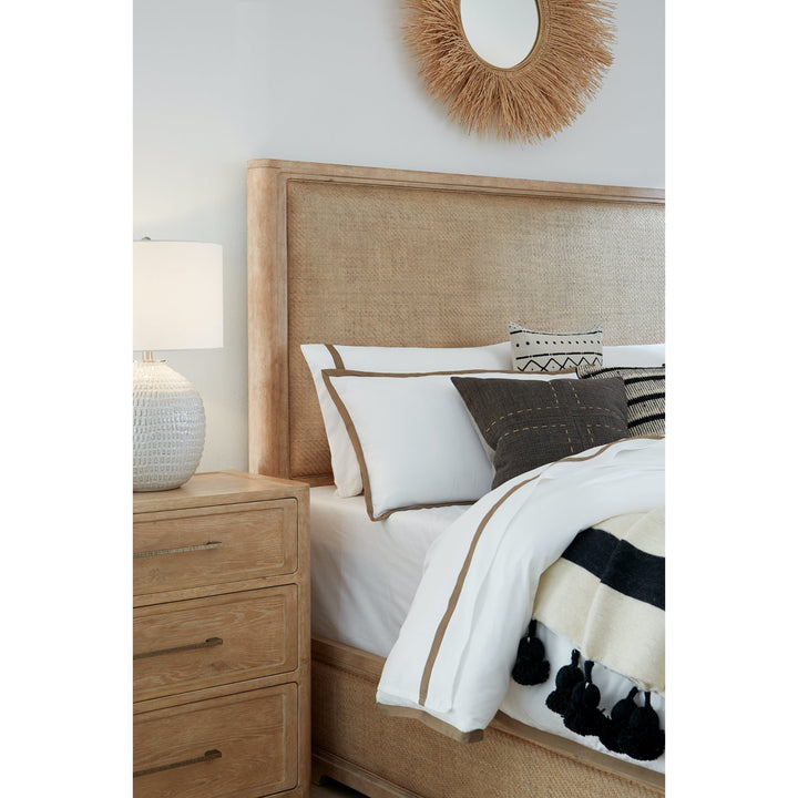 RETREAT NIGHTSTAND