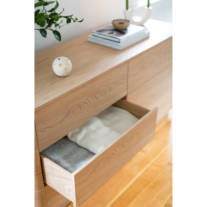 ROUND OFF DRESSER: OAK