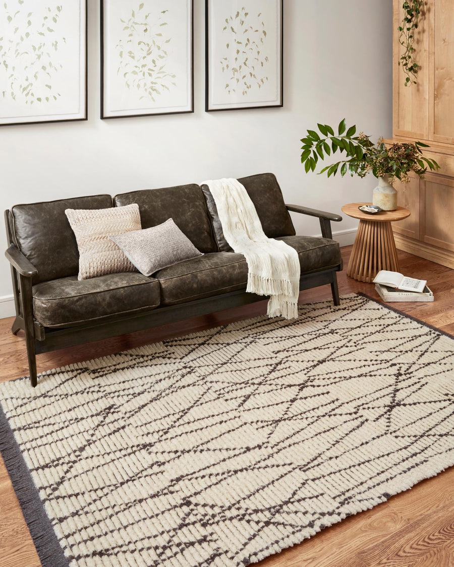 ALICE 01 RIBBED FRINGE RUG: CREAM, CHARCOAL