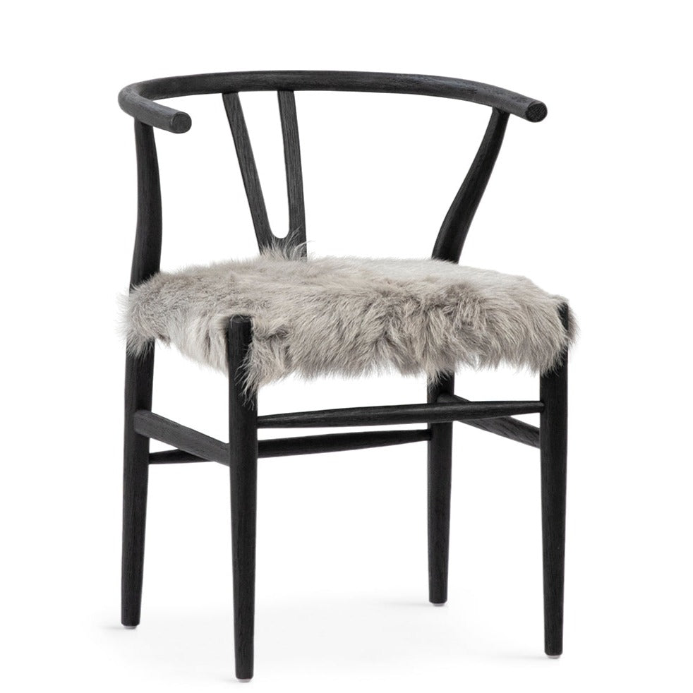 Wishbone chair with discount fur