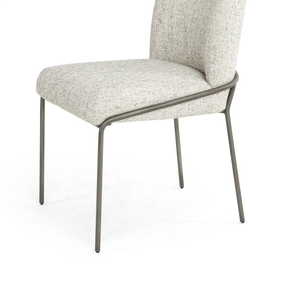 ASTRUD DINING CHAIR