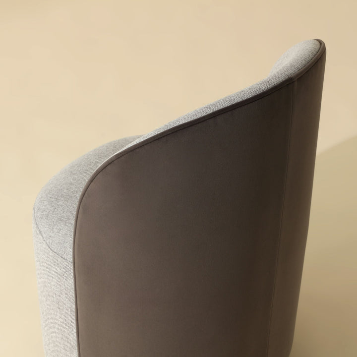CAVOLI SWIVEL DINING CHAIR