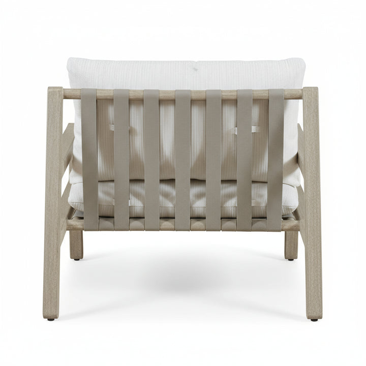 STRAPPED OUTDOOR LOUNGE CHAIR