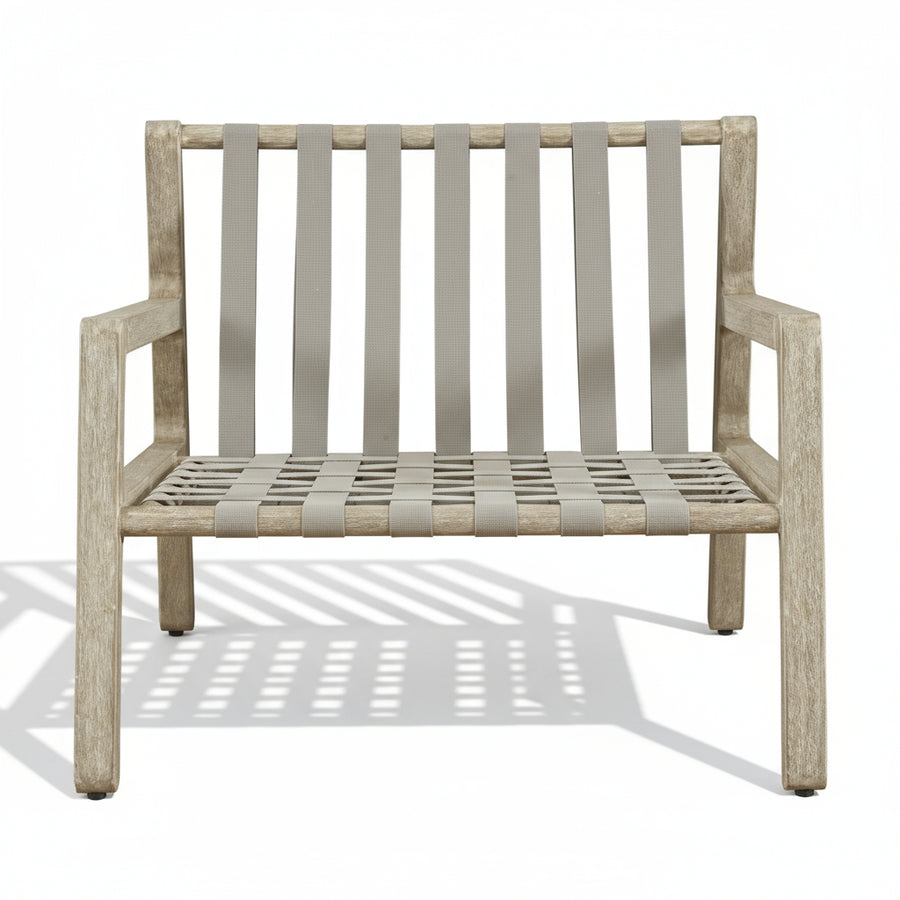 STRAPPED OUTDOOR LOUNGE CHAIR