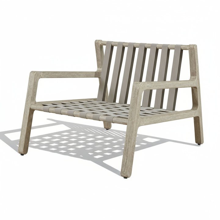 STRAPPED OUTDOOR LOUNGE CHAIR