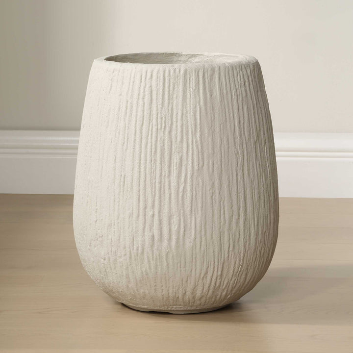 RUSTIC RIDGE OFF-WHITE OUTDOOR PLANTER