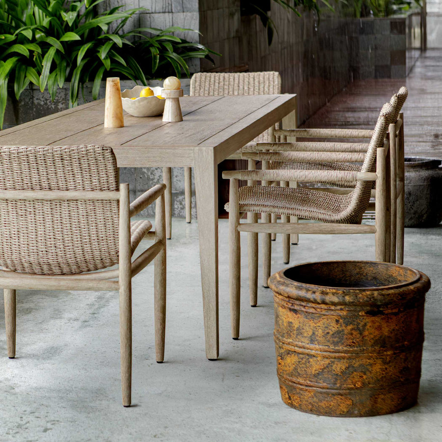 WEATHERED RELIC RUSTIC OUTDOOR PLANTER