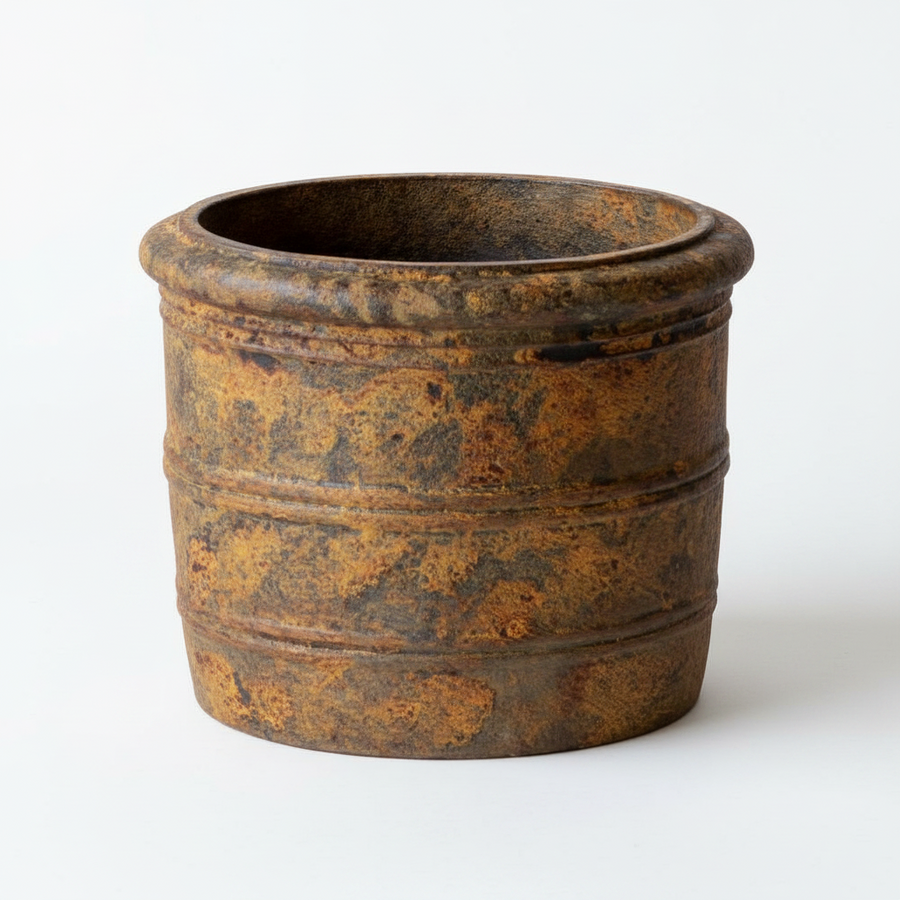 WEATHERED RELIC RUSTIC OUTDOOR PLANTER