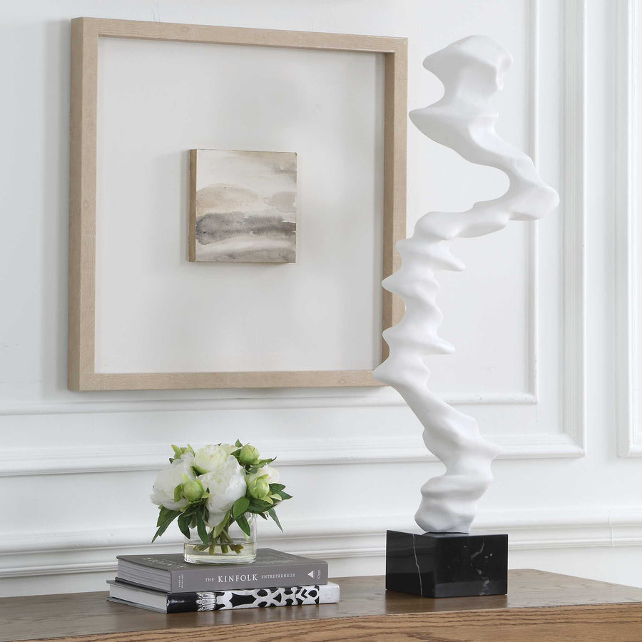 FLUX INDOOR-OUTDOOR WHITE SCULPTURE