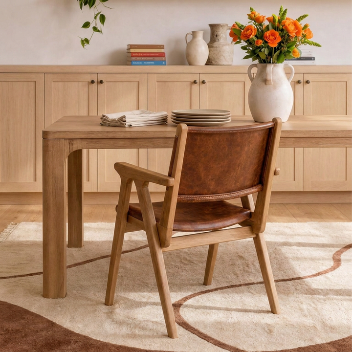 AUKLAND DINING TABLE