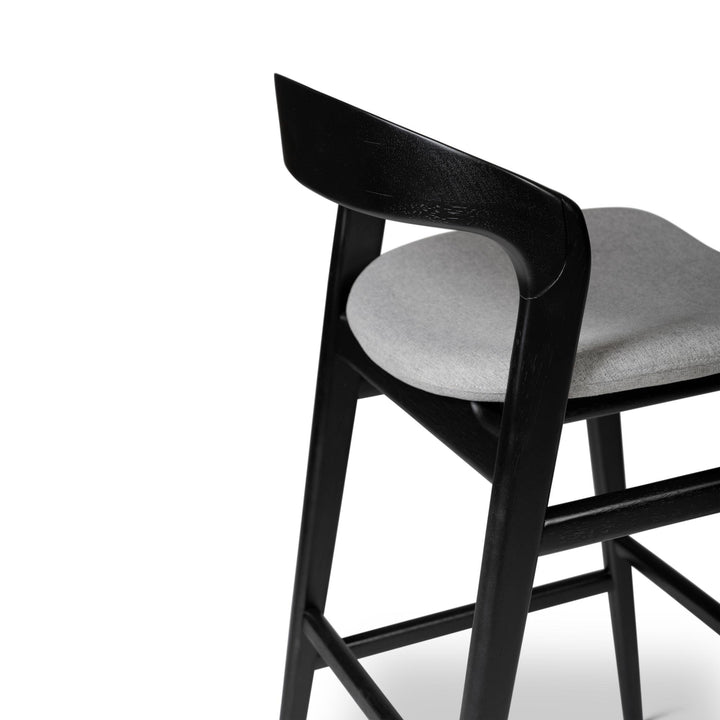 MODERN BRAZILIAN VELMA TAUARI WOOD BAR STOOL - ESSENCE GREY, EBANO - CLOSE VIEW