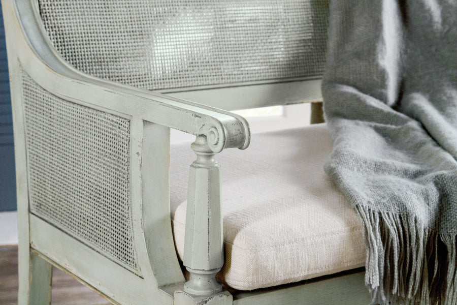 CHARLESTON ANTIQUE HAINT BLUE BENCH