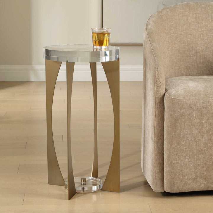 KOLKATA CRYSTAL + BRASS ACCENT TABLE
