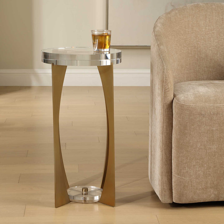 KOLKATA CRYSTAL + BRASS ACCENT TABLE
