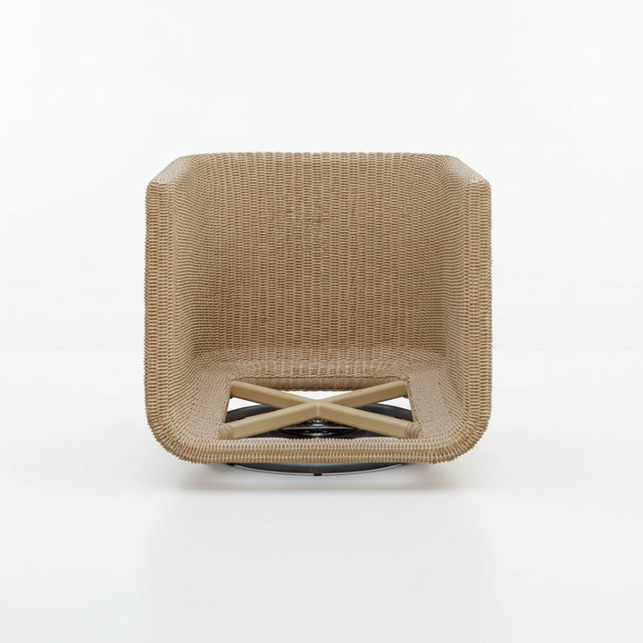 SANTORINI OUTDOOR WICKER SWIVEL CHAIR