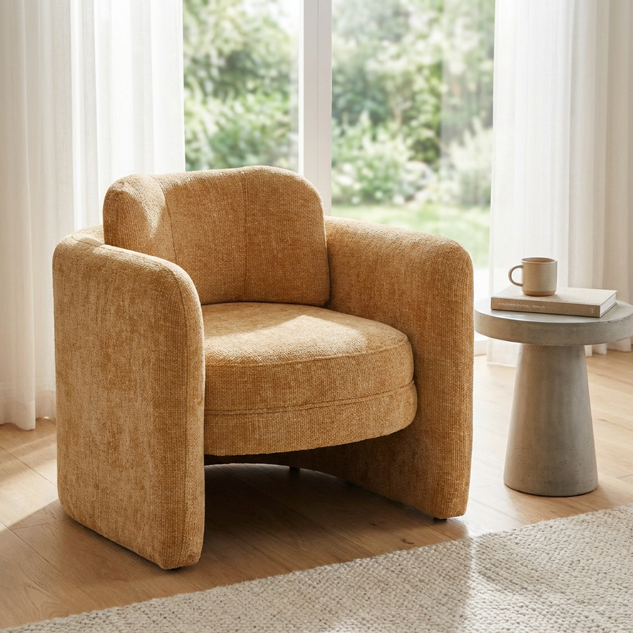 HUDSON UPHOLSTERED ARM CHAIR