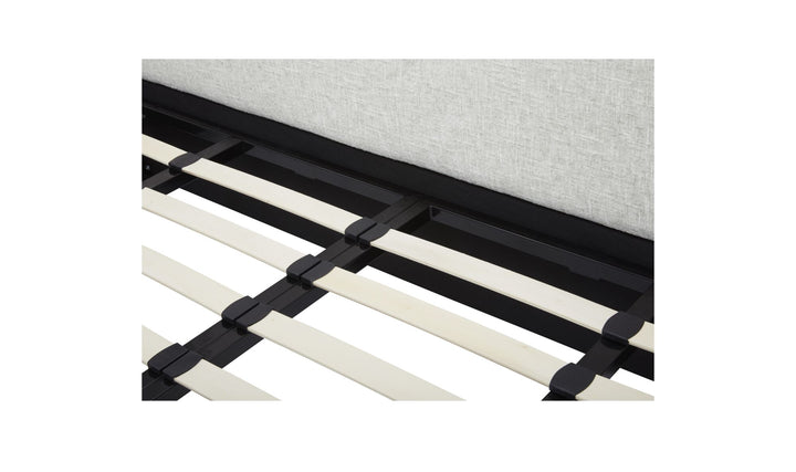 TORY UPHOLSTERED PLATFORM BED