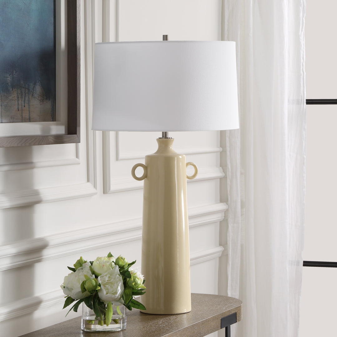 FLORERO PALE YELLOW TABLE LAMP