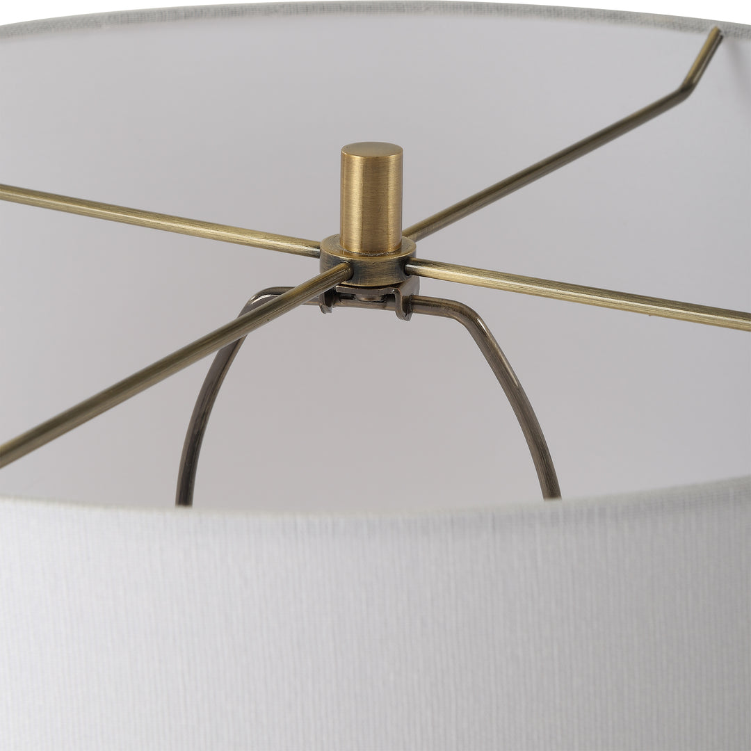 QUITE THE BUZZ FLOOR LAMP