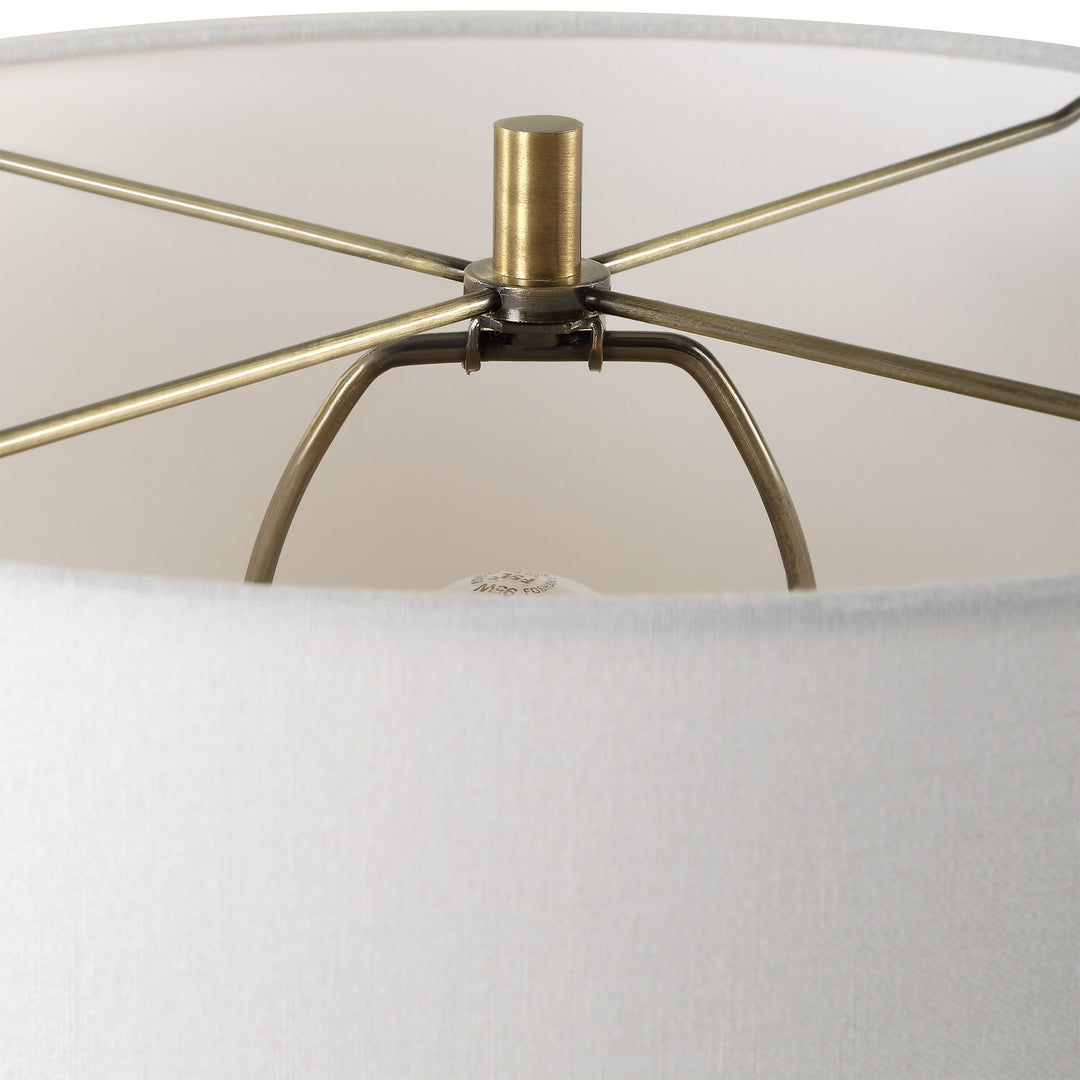 FORAGE DARK SCALLOPED TABLE LAMP