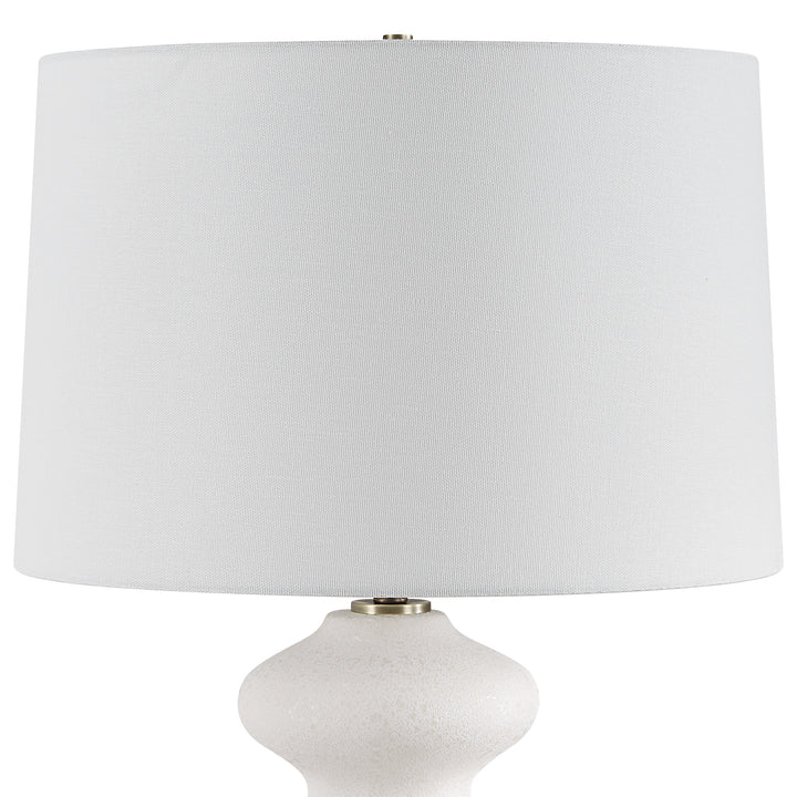 LIORA WHITE POCELAIN TABLE LAMP