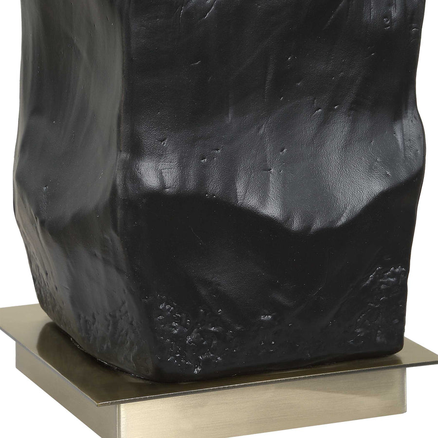 ALTARIA BLACK TABLE LAMP