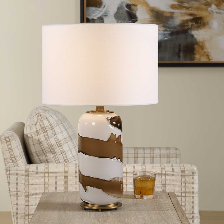 ARARAT SWIRL TABLE LAMP