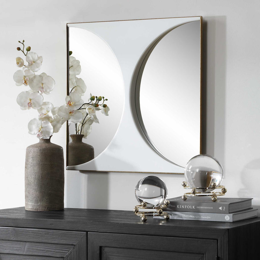 NEW MOON MIRRORED WALL TILE