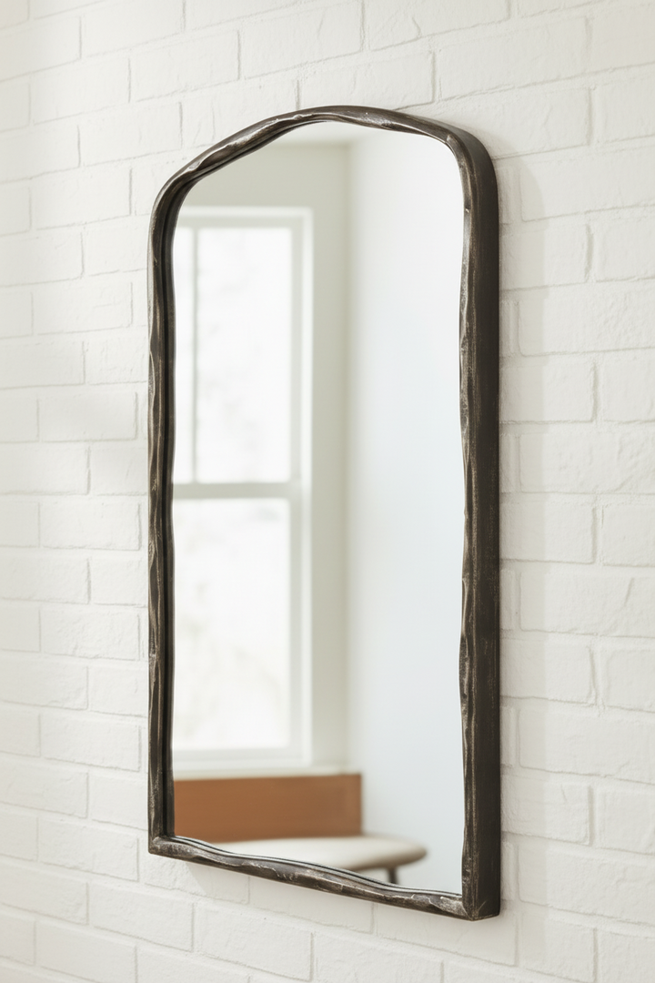 HAMMERED ANTIQUE ARCH VANITY MIRROR