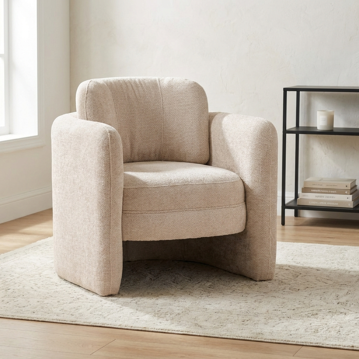 MUNSON UPHOLSTERED ARM CHAIR