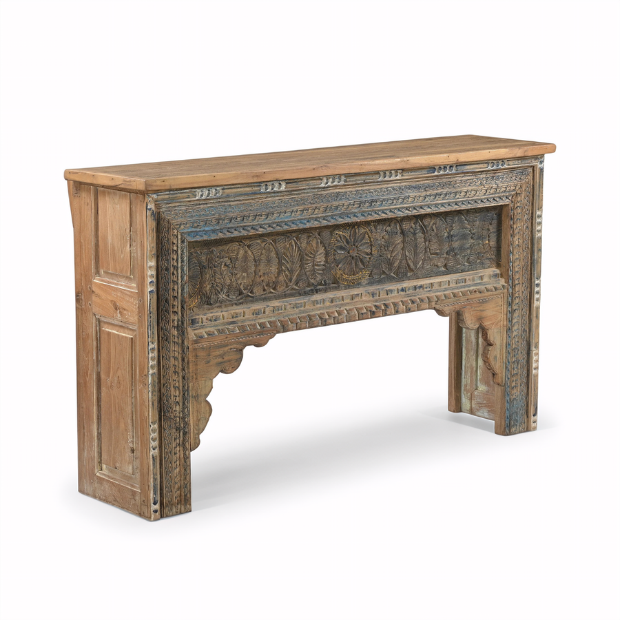 OLD TEAK HAND CARVED TRUNK CONSOLE