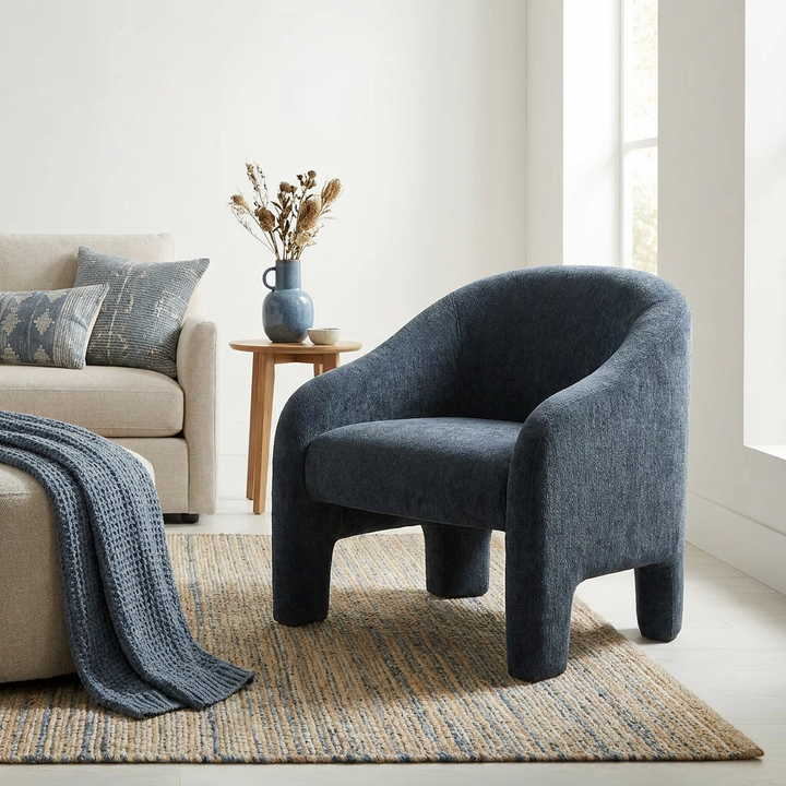 TUVA VELVET ARMCHAIR