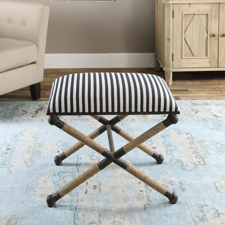 BRADDOCK NAVY STRIPED SMALL BENCH