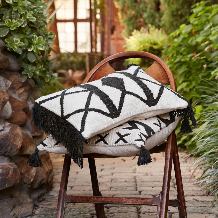 CALVIN INDOOR - OUTOOR PILLOW