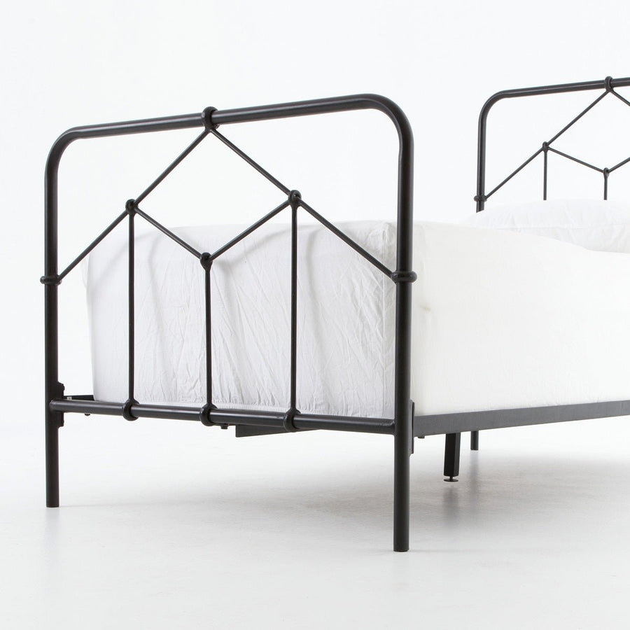 CASEY VINTAGE BLACK METAL BED