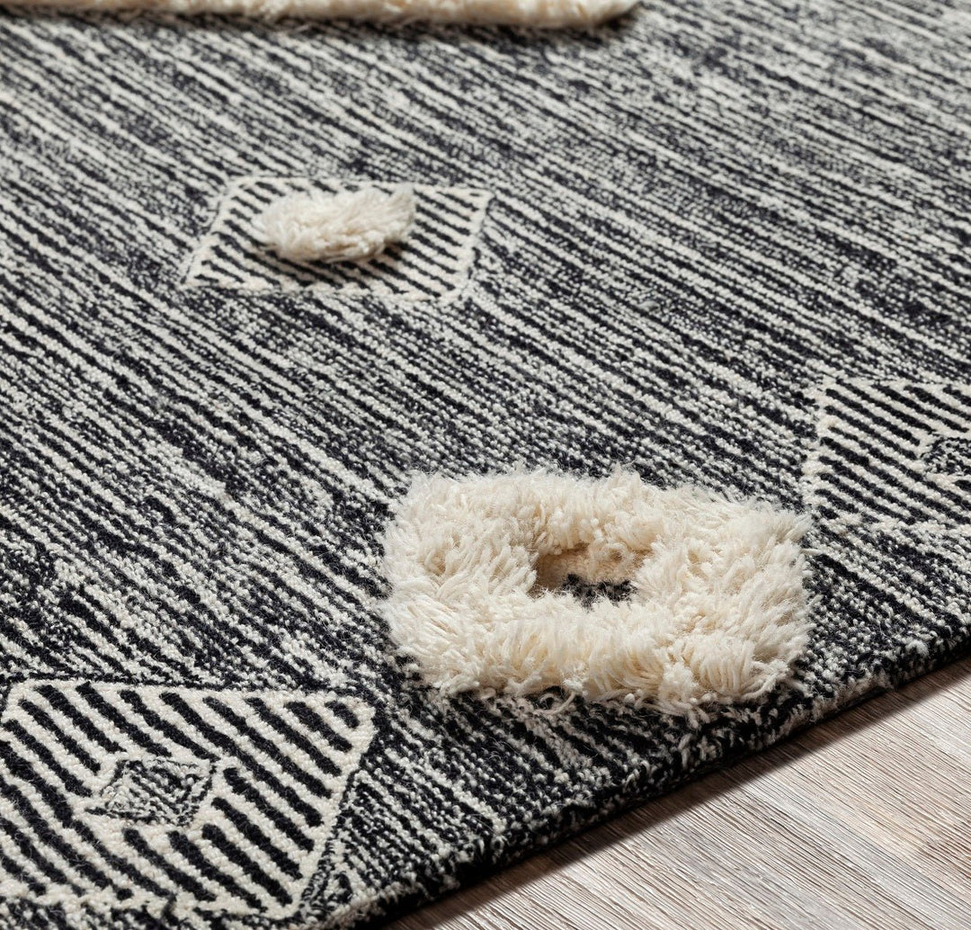 CHEROKEE BORDERED WOOL RUG: BLACK + CREAM