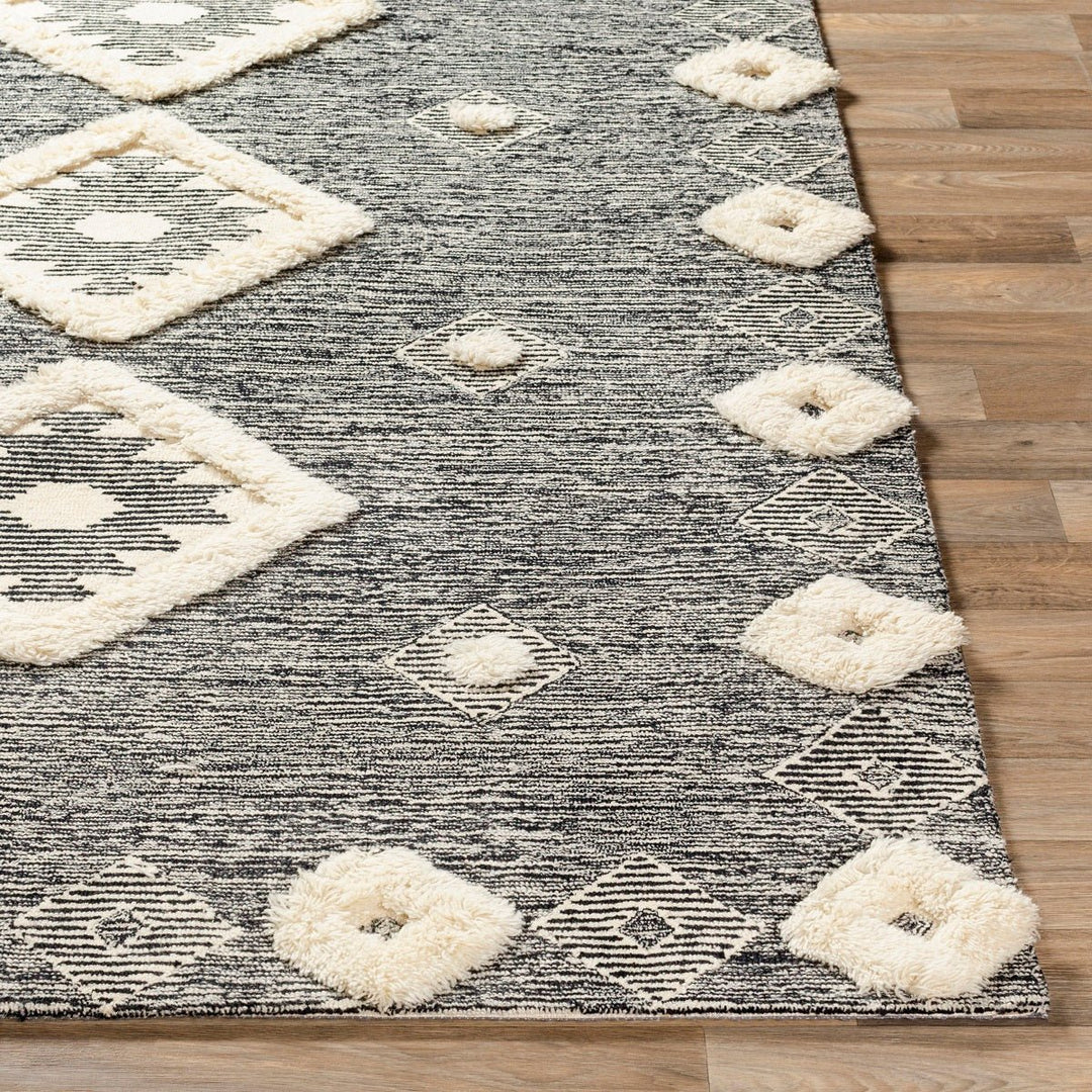 CHEROKEE BORDERED WOOL RUG: BLACK + CREAM