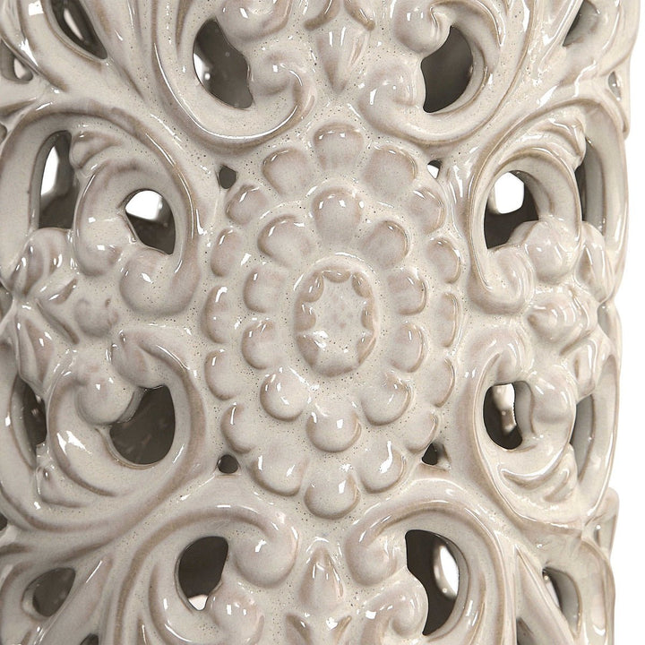 DAHLINA ANTIQUE WHITE CERAMIC LAMP