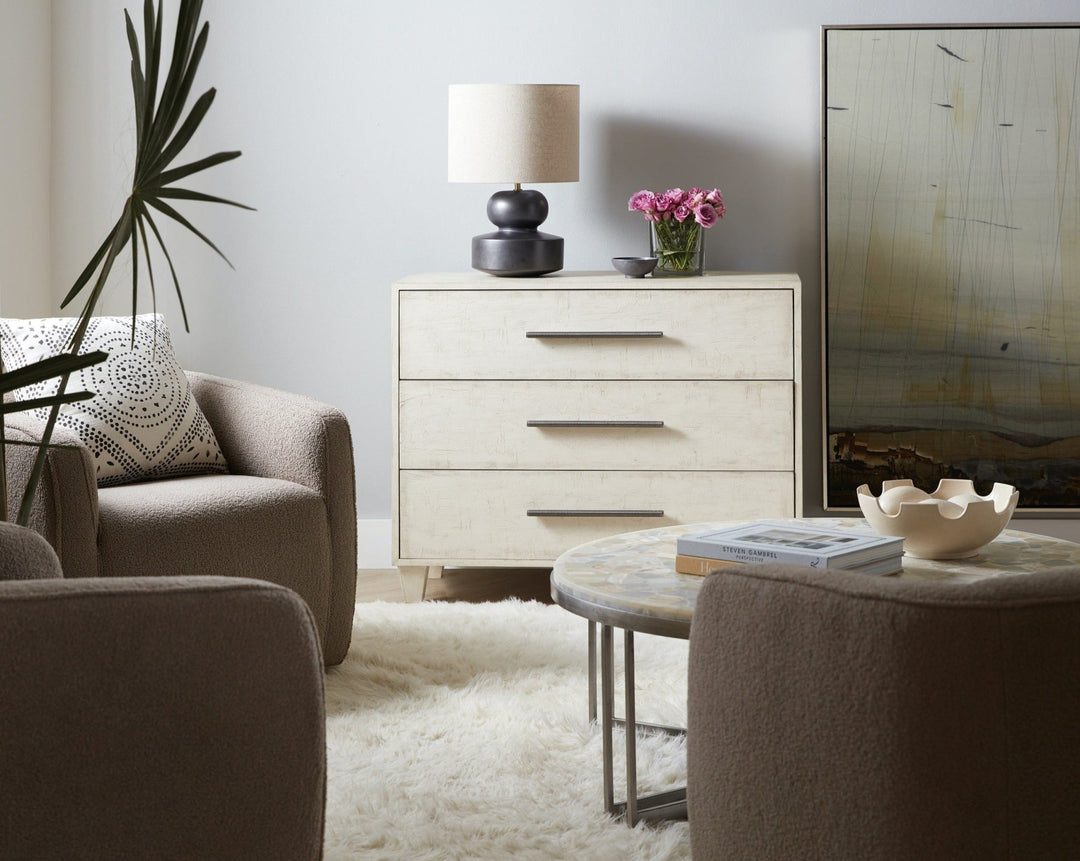 DESERT ONYX ROUND COFFEE TABLE