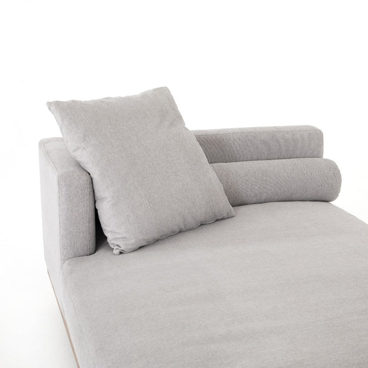 DEVIN TETE A TETE CHAISE: VAIL SILVER