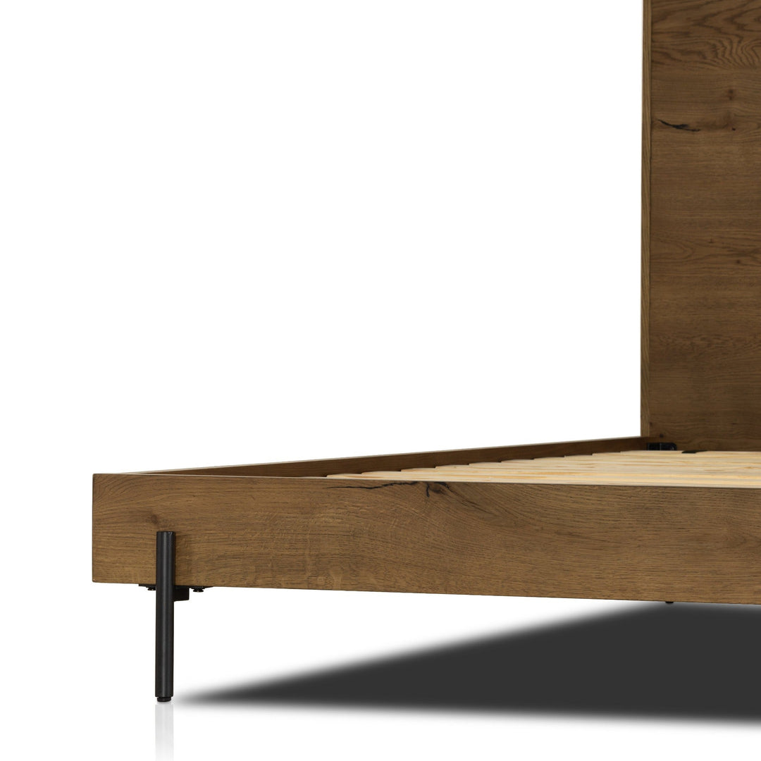 EATON AMBER OAK PLATFORM BED