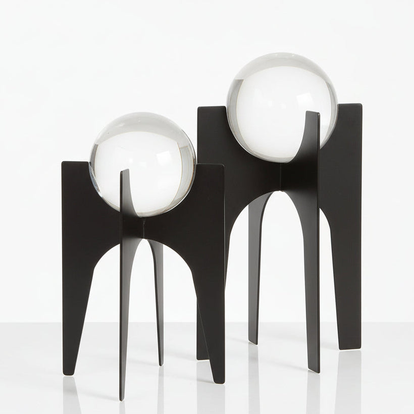 Decorative object with glass spheres